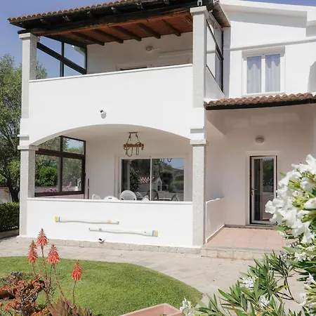 Casa Annina Апартаменти *